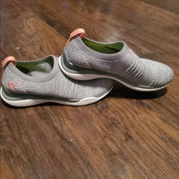 Kuru Stride Slip On 7.5 - Picture 3 of 5